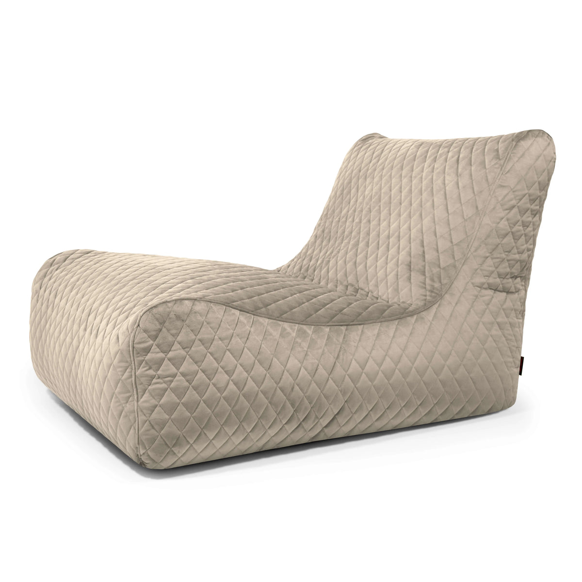 Fåtöljformad sittsäck Lounge 100 i Luxe Pearl med quiltat tyg och ryggstöd.