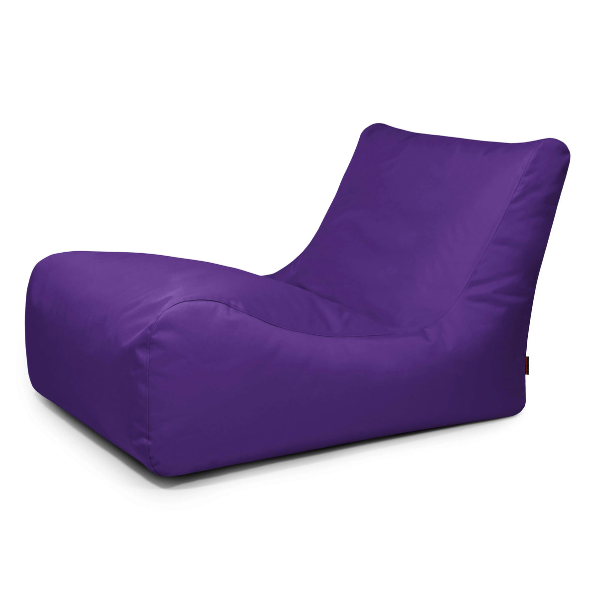 Lounge 100 sittsäck fåtölj i lila OX-tyg med bred rygg och bekväm design.
