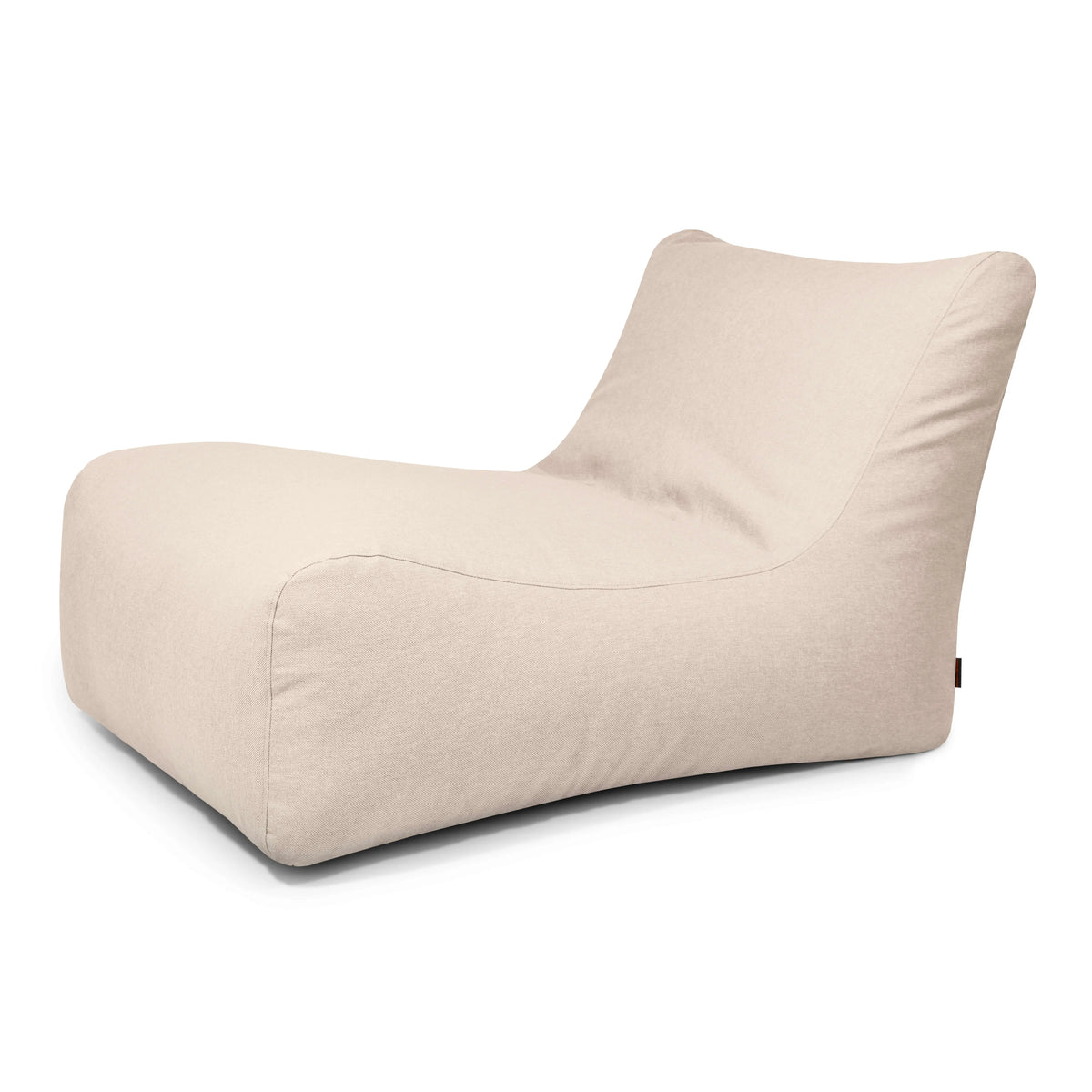 Beige sittsäcksfåtölj Lounge 100 i tyg med bred rygg och hög sits för komfort.