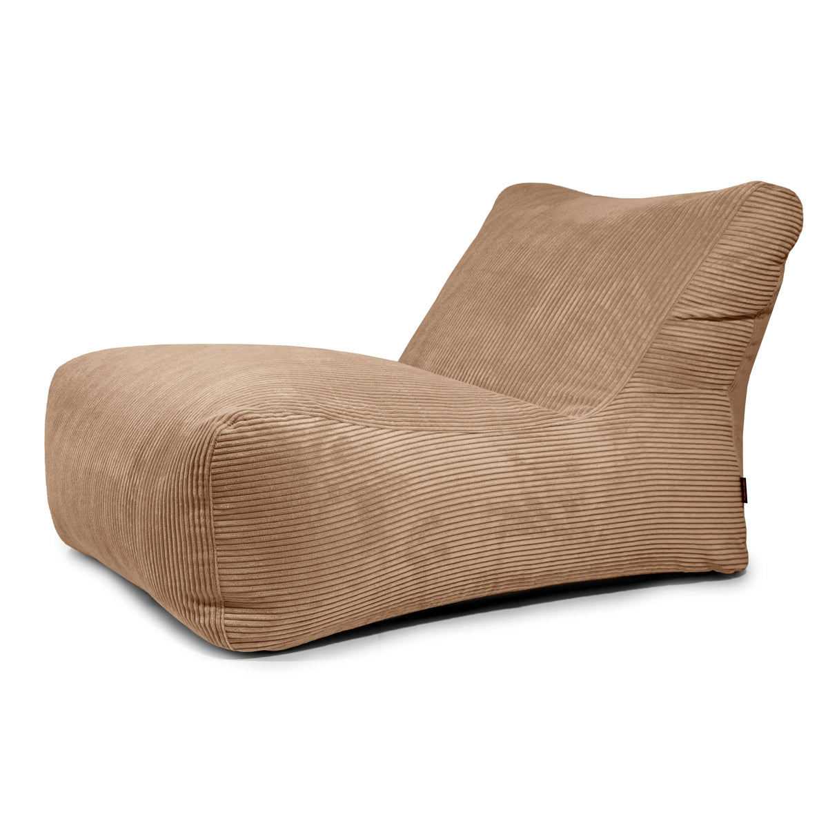 Bekväm Lounge 100 sittsäck fåtölj i sandfärgad manchester med breda ribbor.